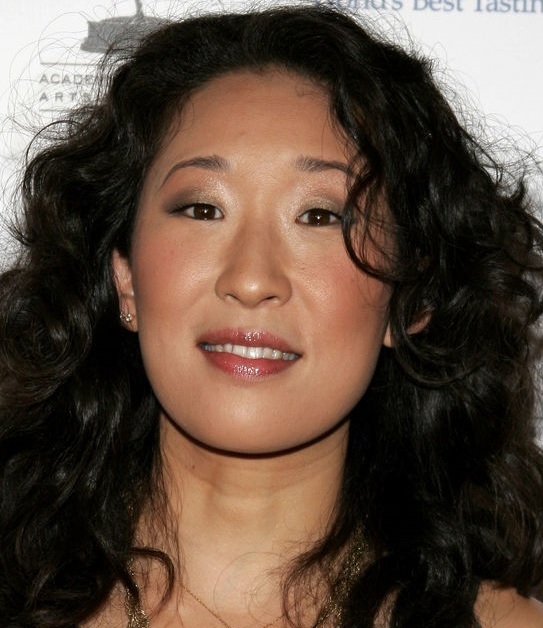 Sandra Oh makes history (twice!) at the Golden Globes